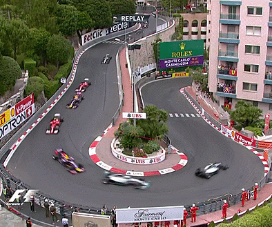 18 Spectacular Gifs Of F1 Racing Around Monaco