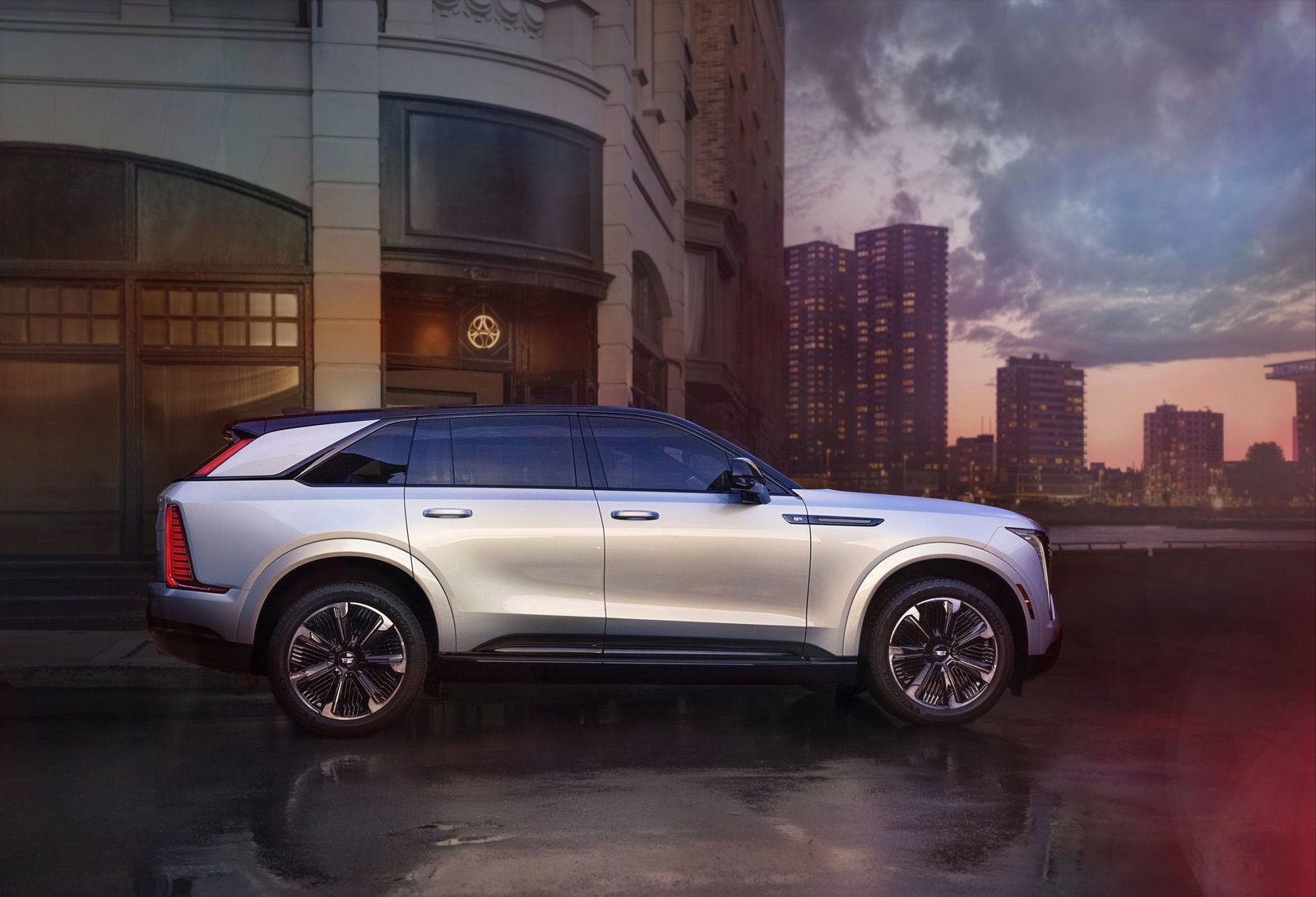 This Is The Cadillac Escalade IQ And Oh God It’s Even Bigger Than The Hummer EV
