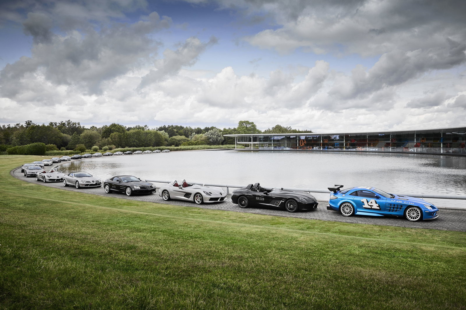 Yes, The Mercedes-Benz SLR McLaren Really Is 20 Years Old Now