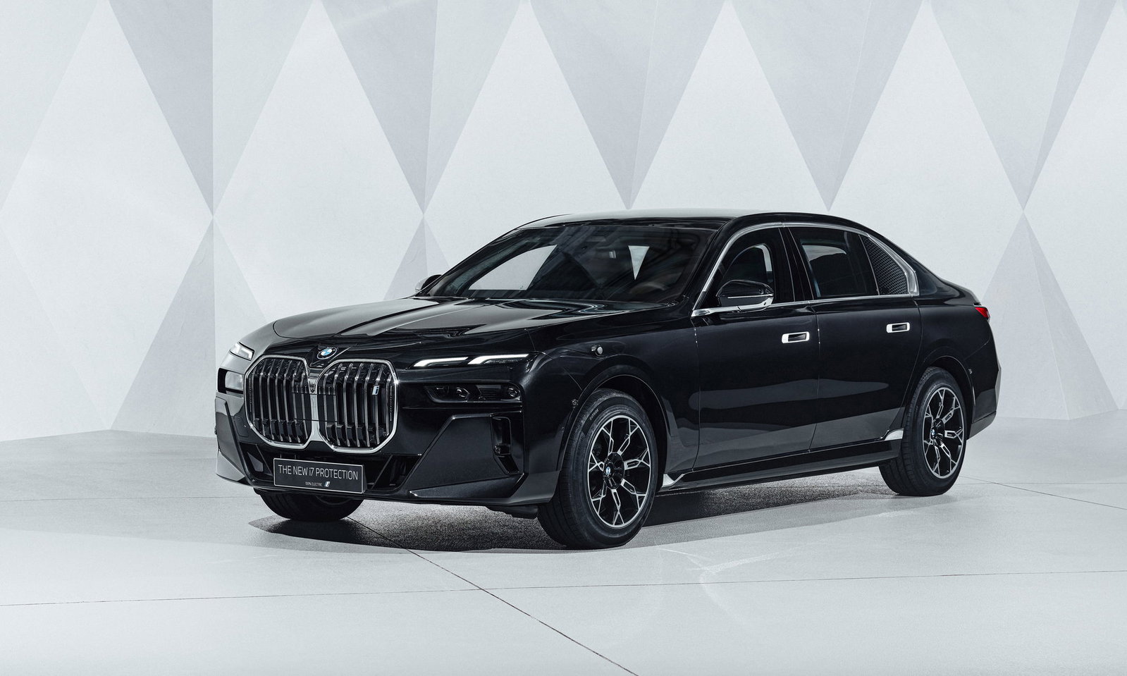 The 544bhp BMW i7 Protection Does 0-62mph In A Reassuringly Slow 9sec 