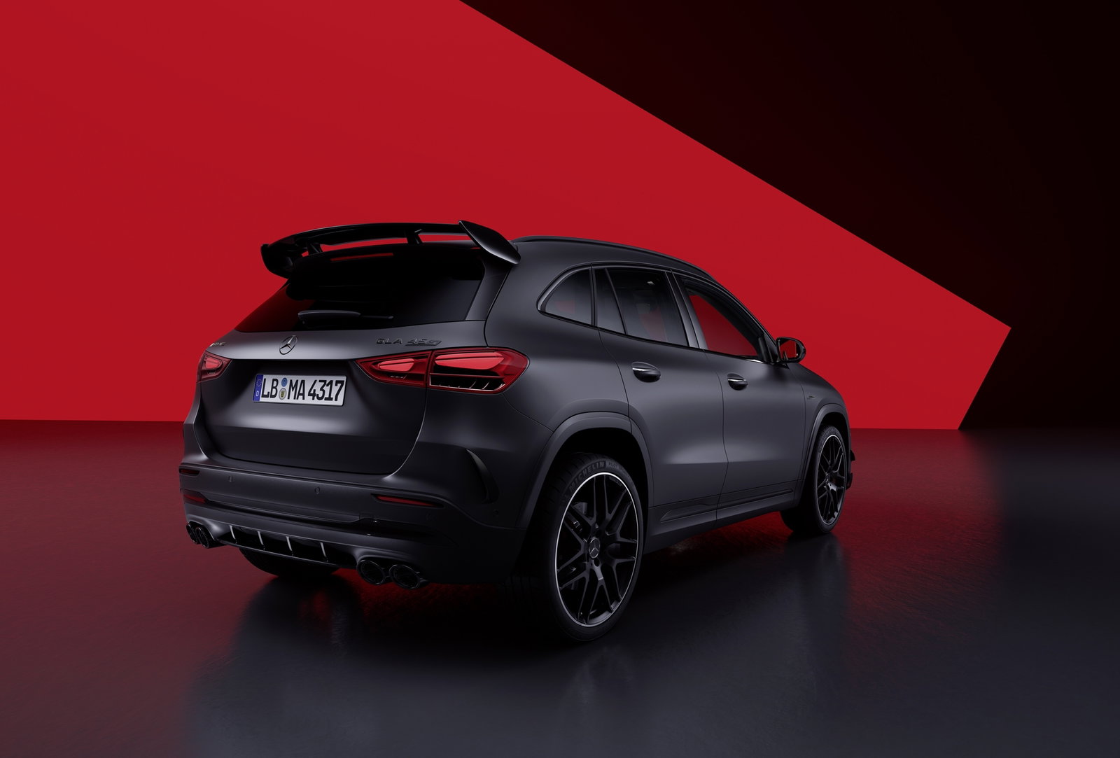 Mercedes-AMG GLA45 S facelift - rear