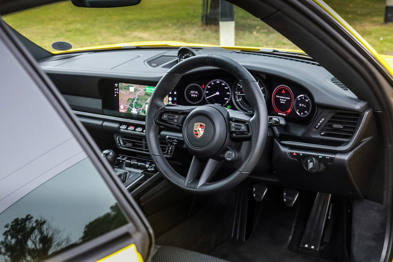 Porsche 911 Carrera T - interior