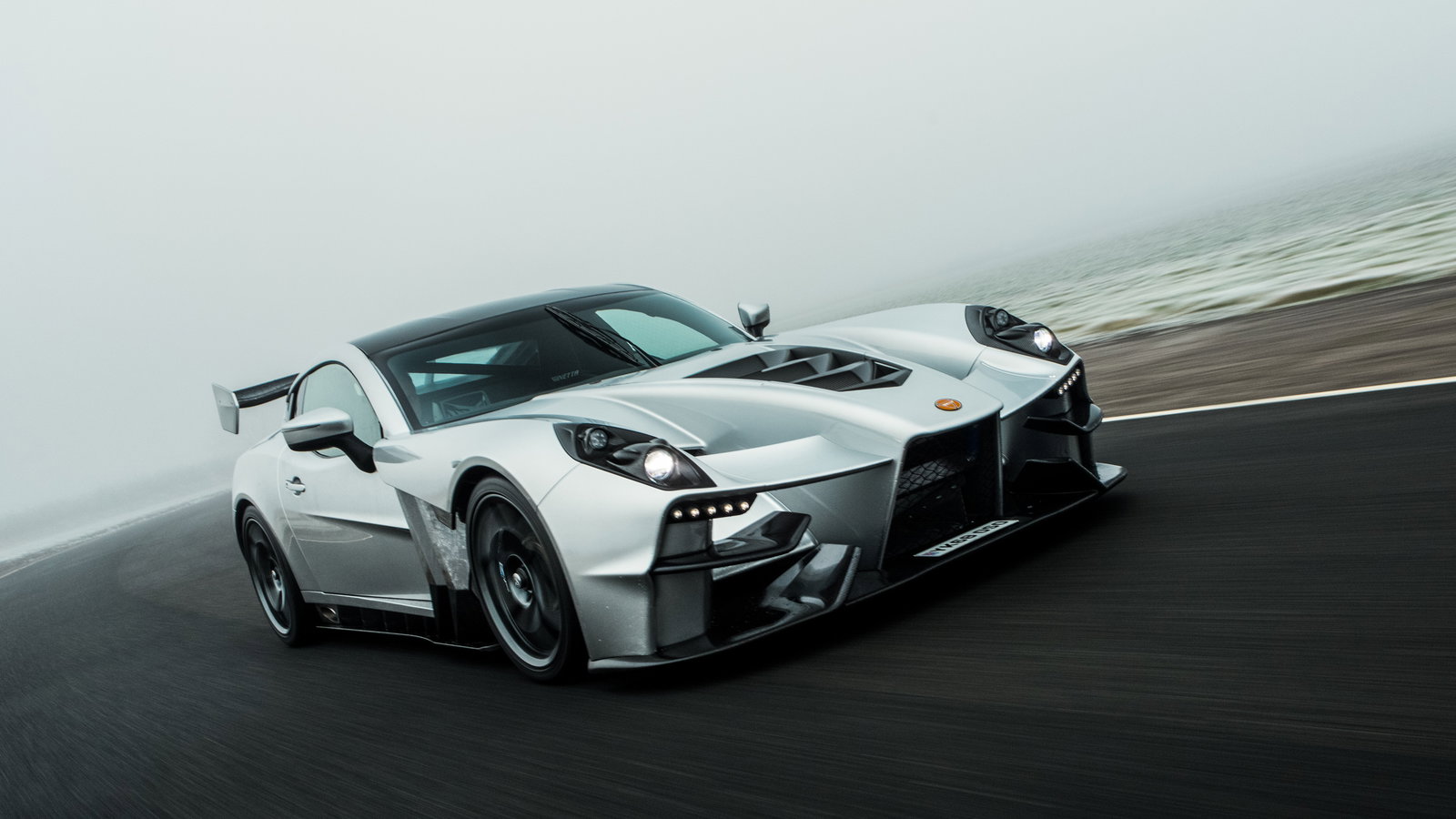 Ginetta Akula - front