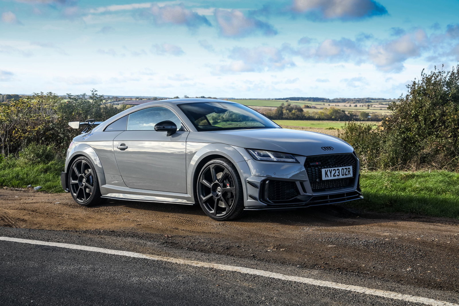 Audi TT RS Iconic Edition - front