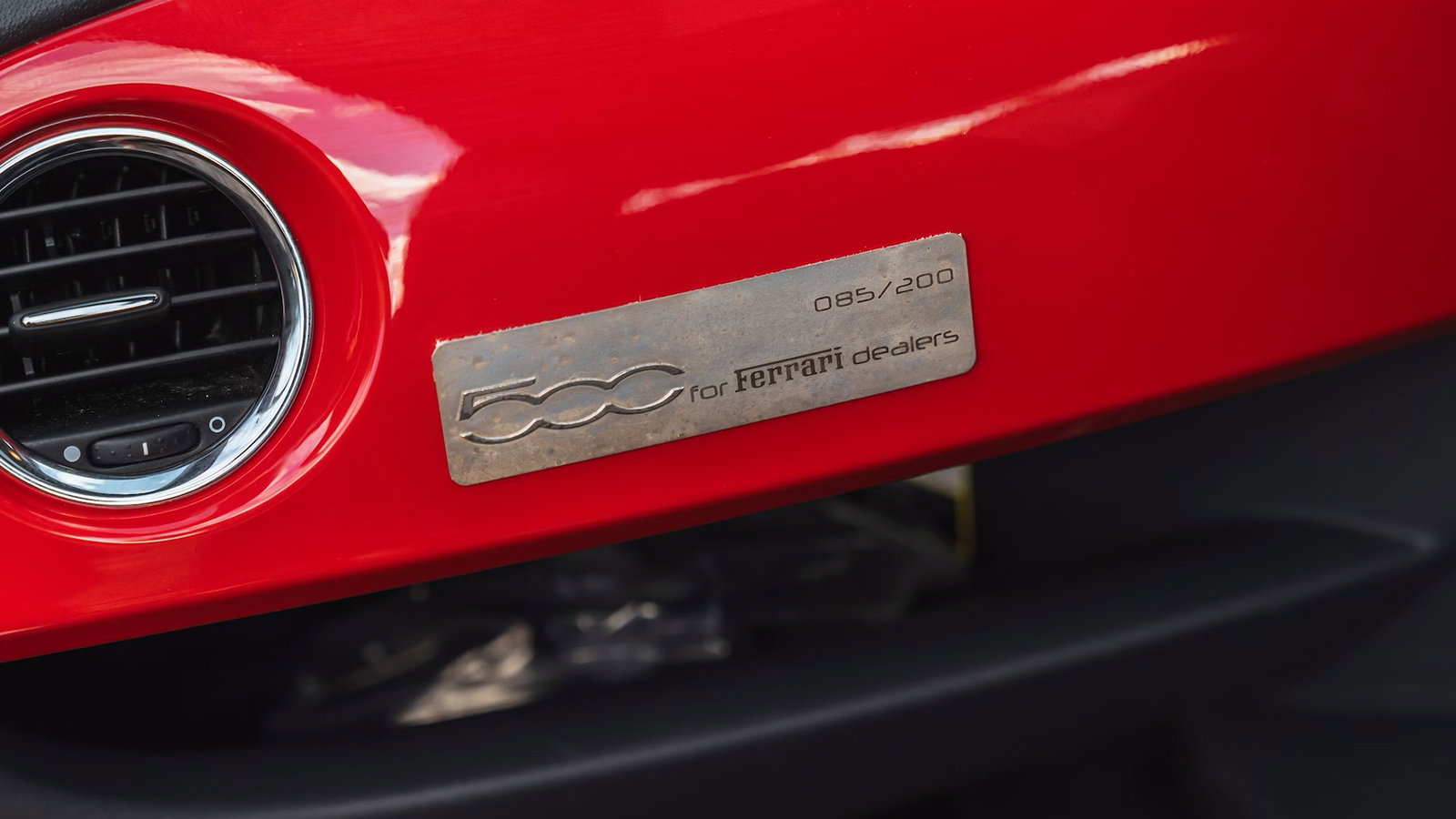 A proper, Ferrari(-branded) plaque, too