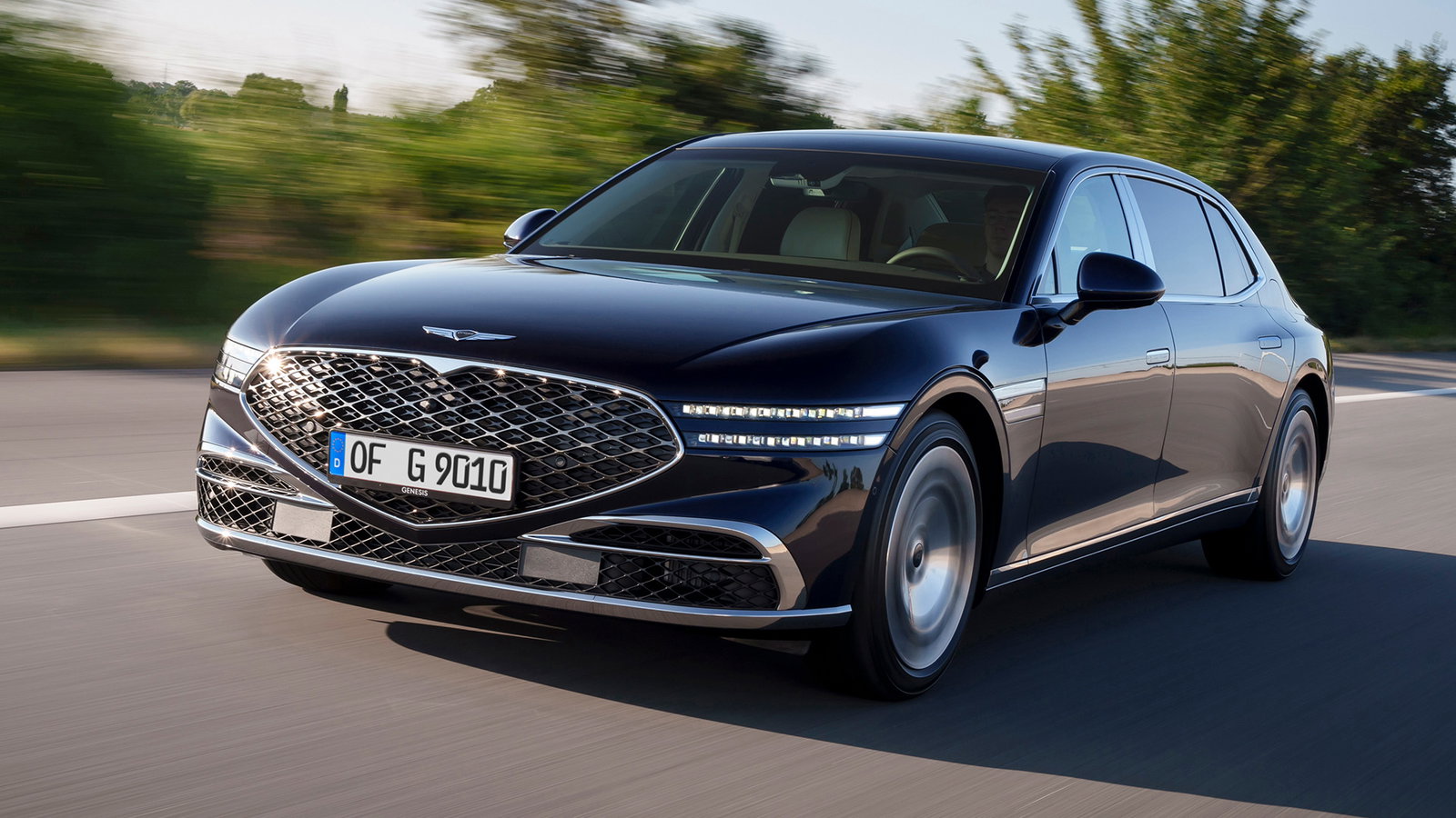 Genesis G90 Review: The Serious BMW 7 Series Rival You (Probably) Can’t Buy