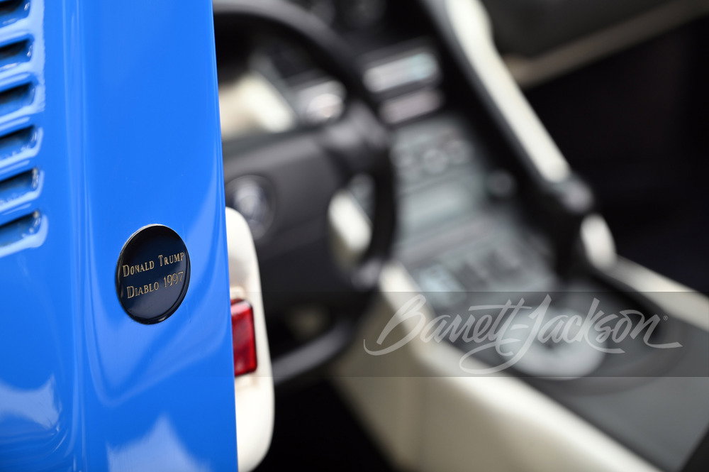 Ex-Donald Trump Lamborghini Diablo VT Roadster - detail