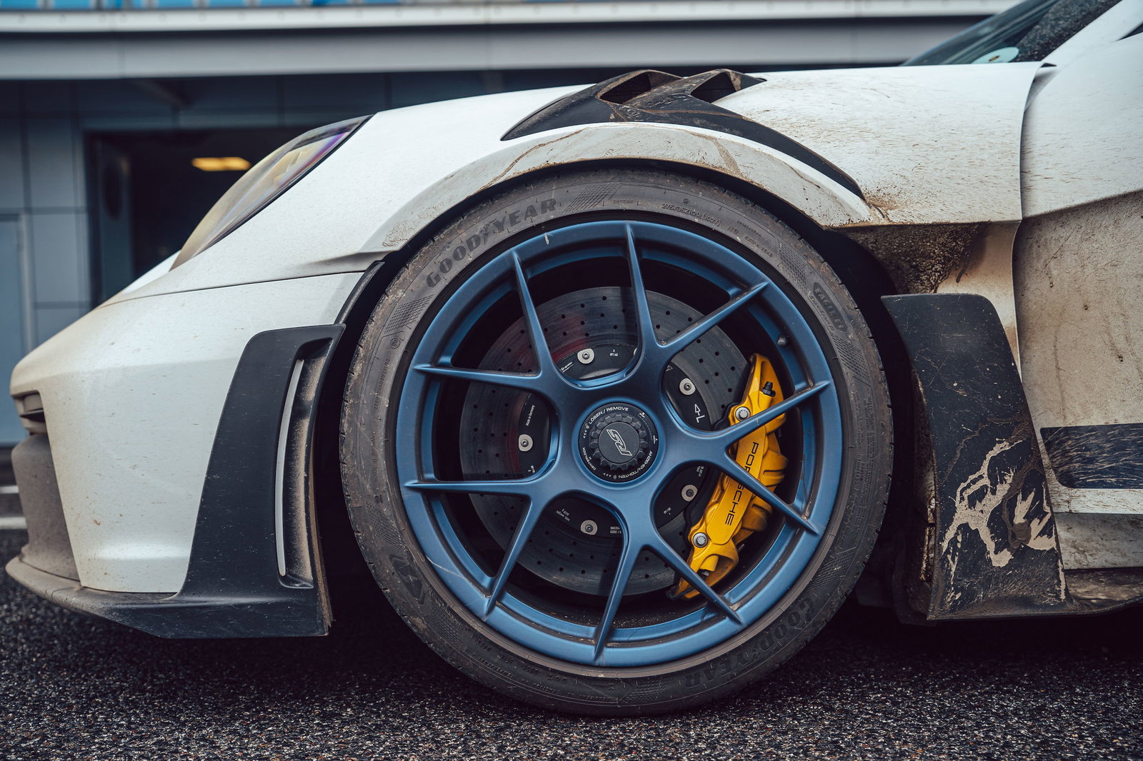 Porsche 911 GT3 RS - front wheel