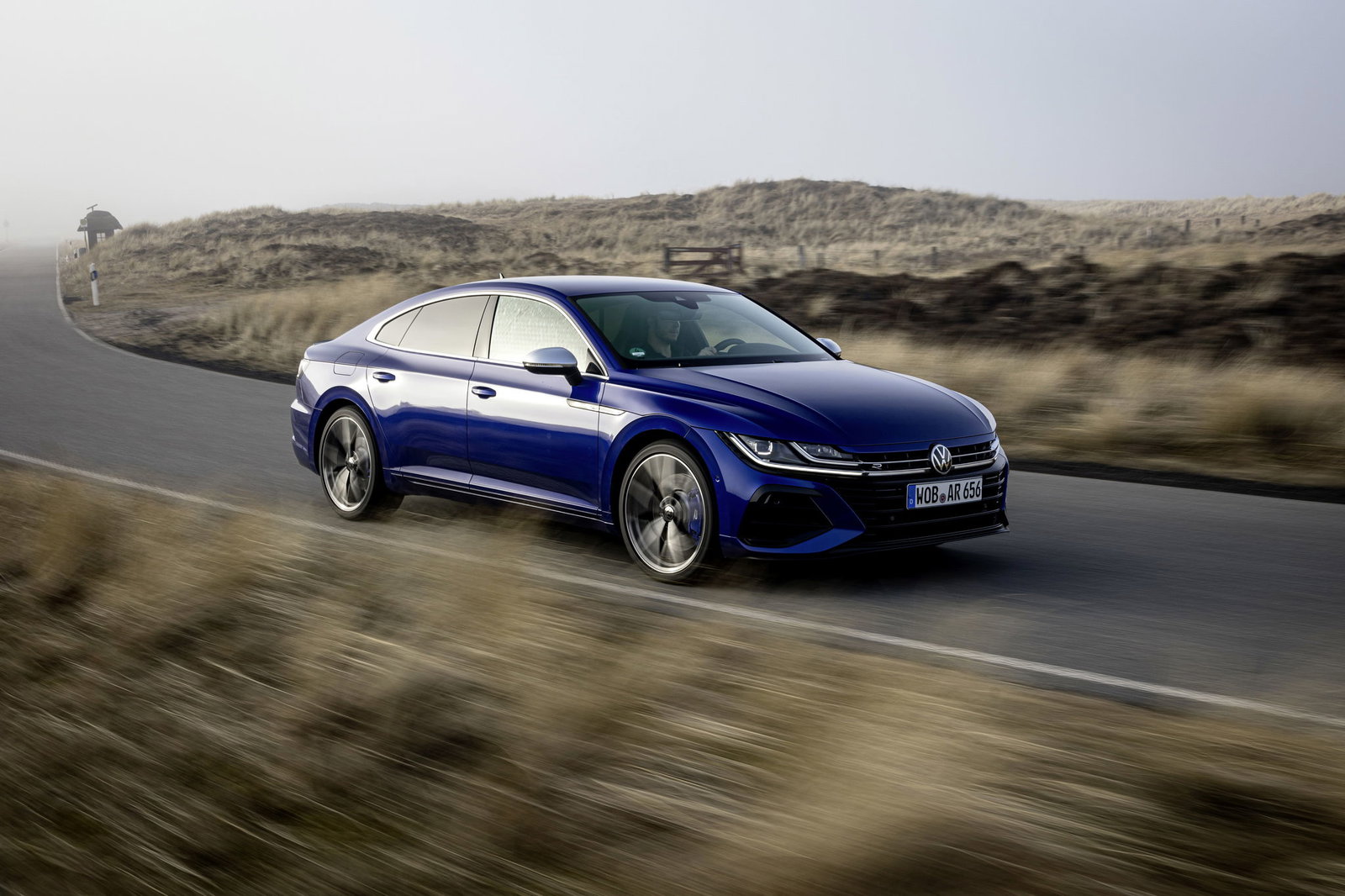 Volkswagen Arteon R - front
