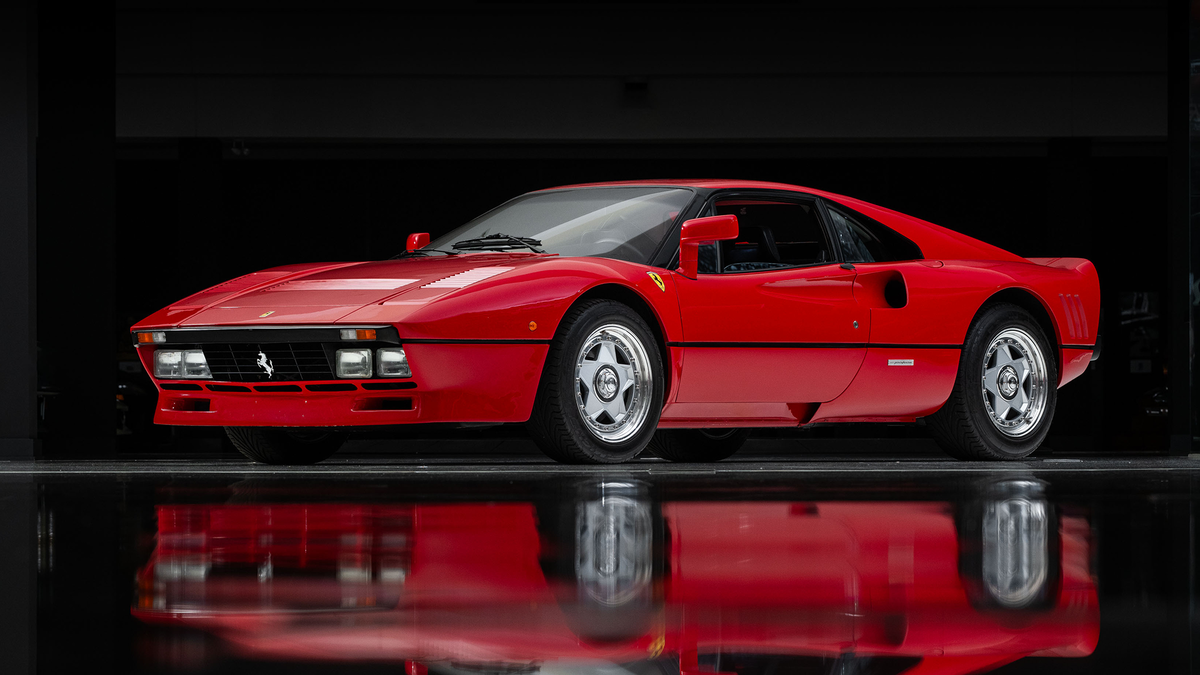 Take Your Pick From The Ultimate Ferrari Auction | CarThrottle