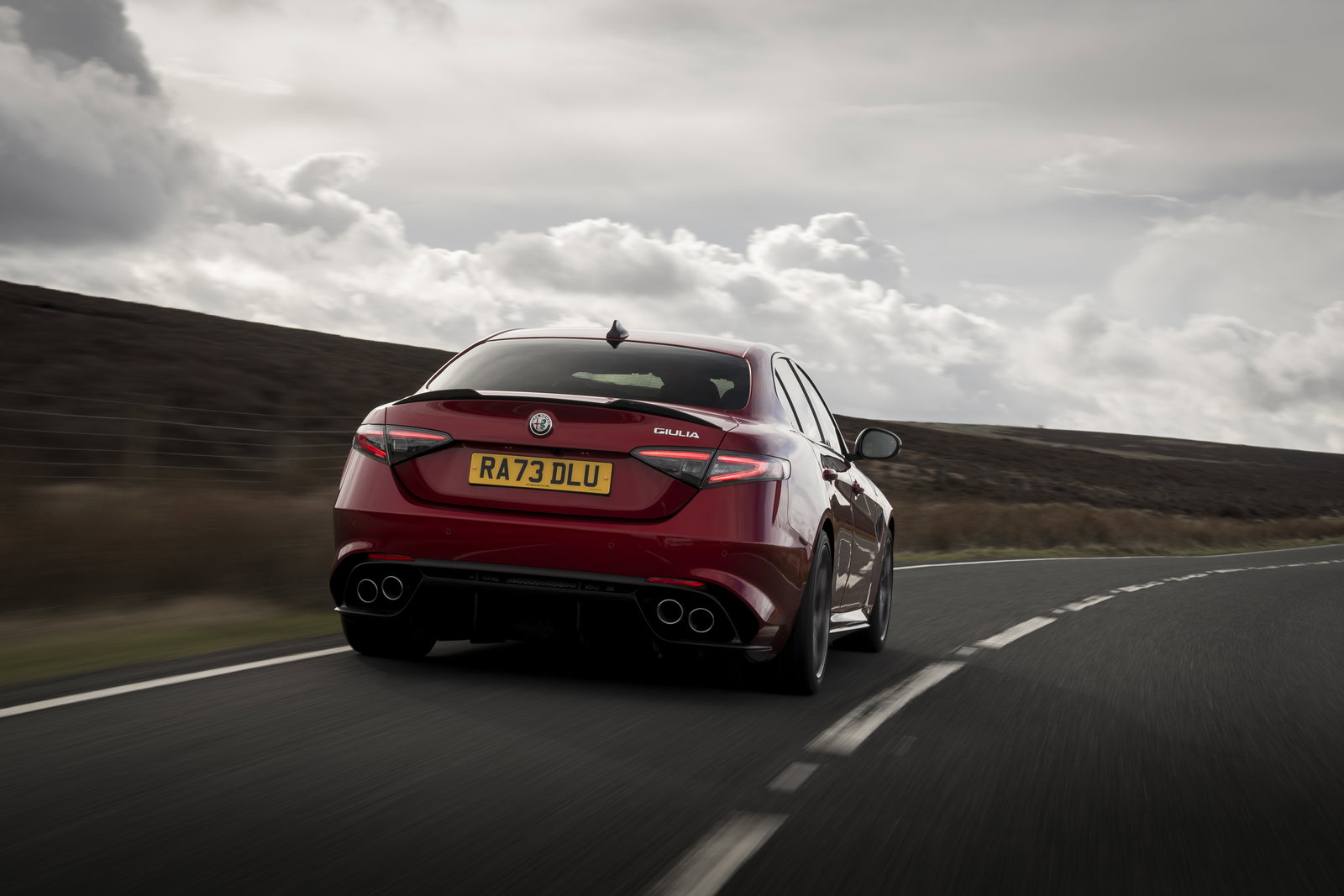 Alfa Romeo Giulia Quadrifoglio - driving