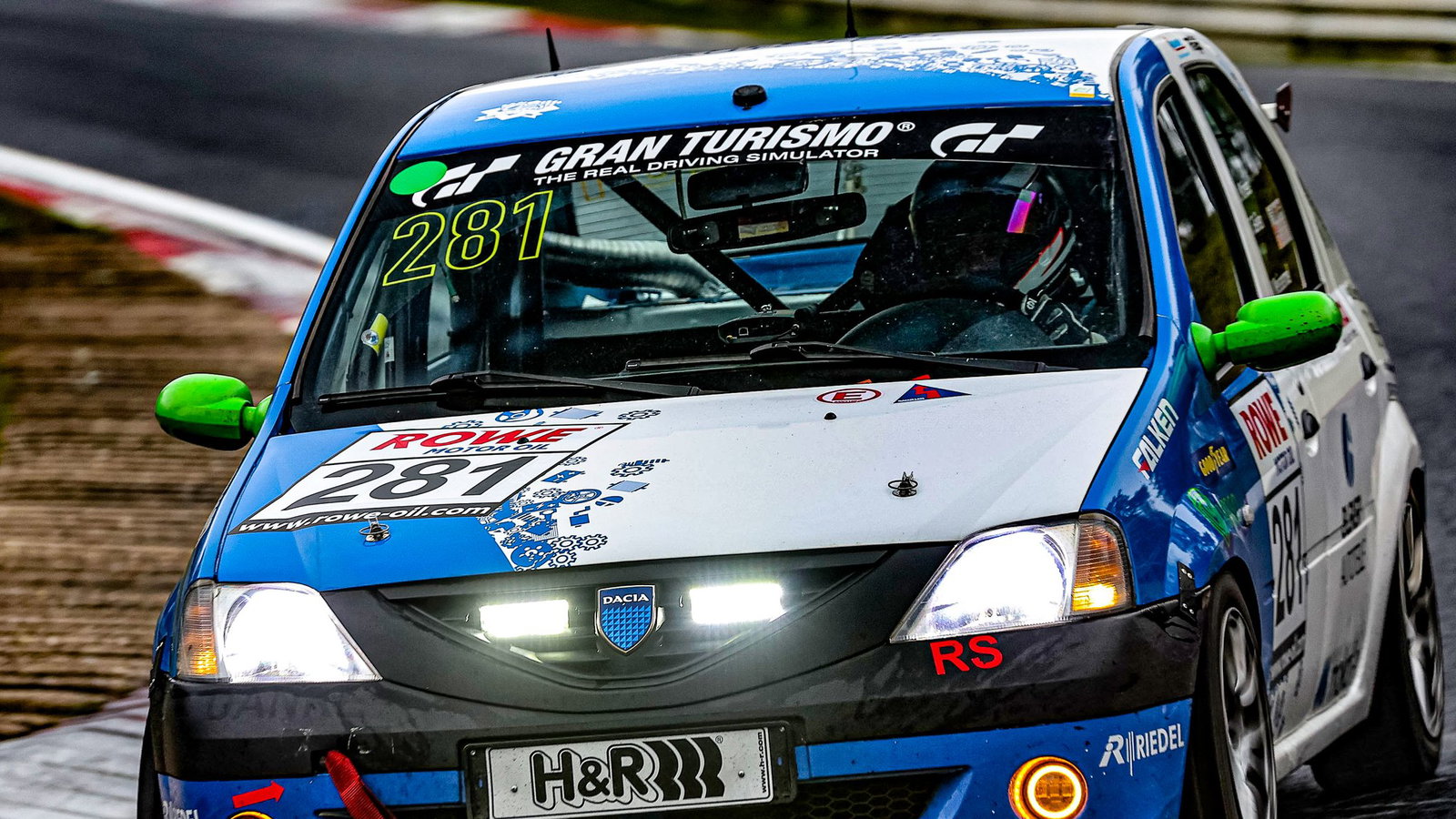 Dacia Logan at the Nürburgring
