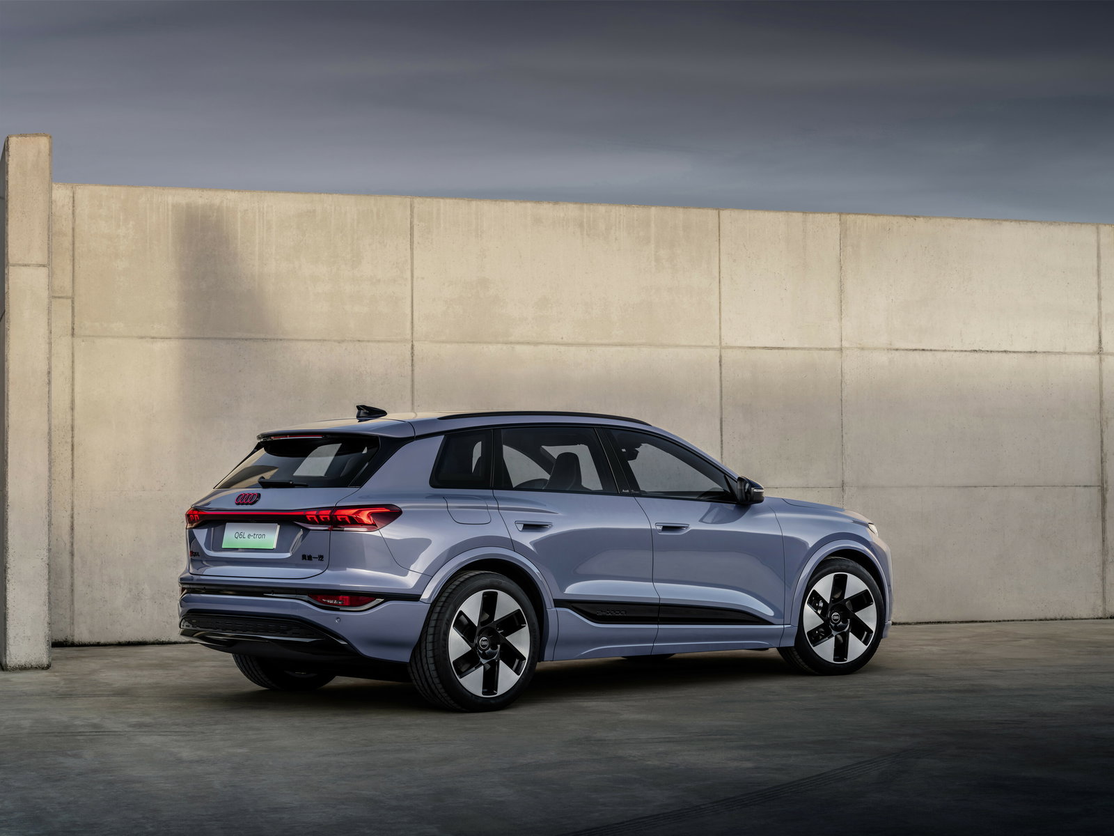 Audi Q6L e-tron