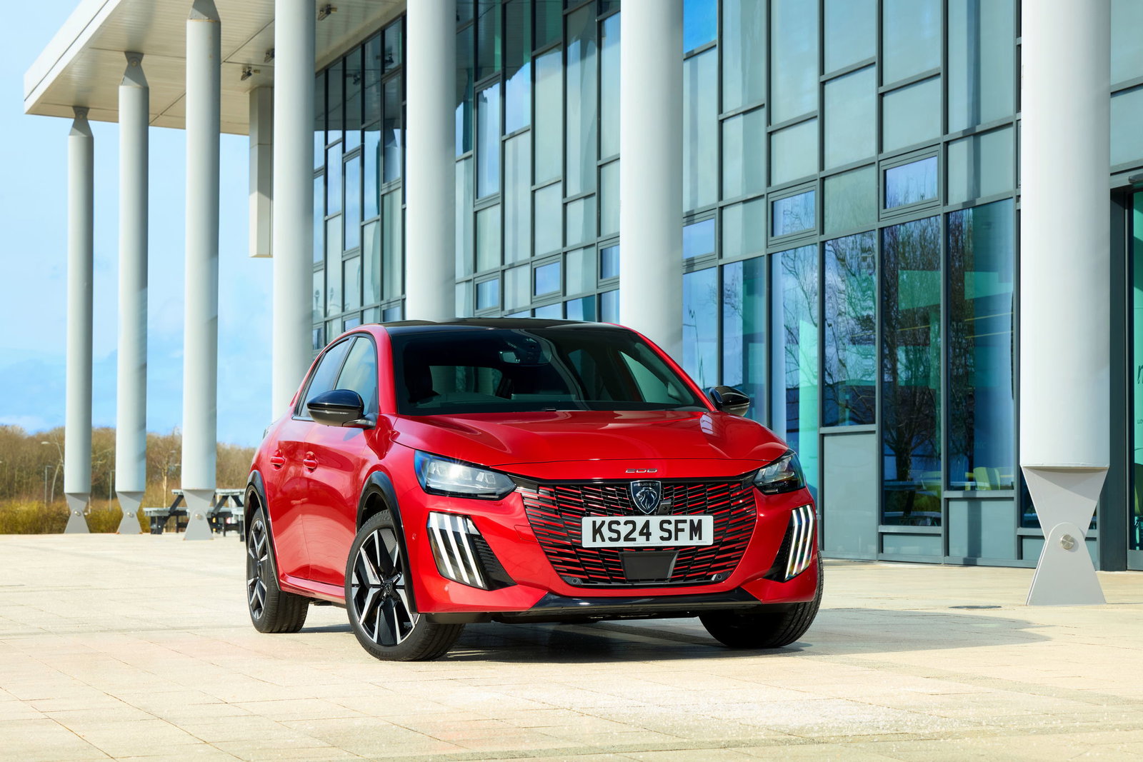 Peugeot 208 - front, static