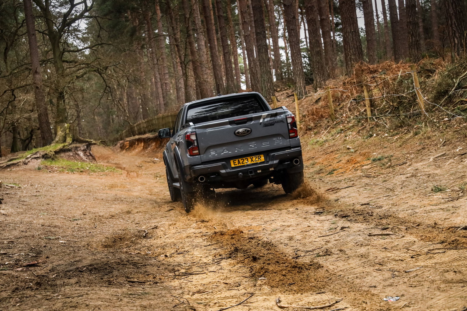 Ford Ranger Raptor - off road