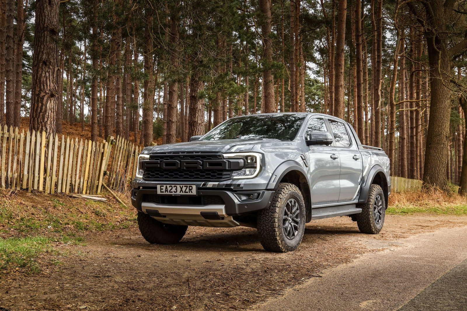 Ford Ranger Raptor - front 