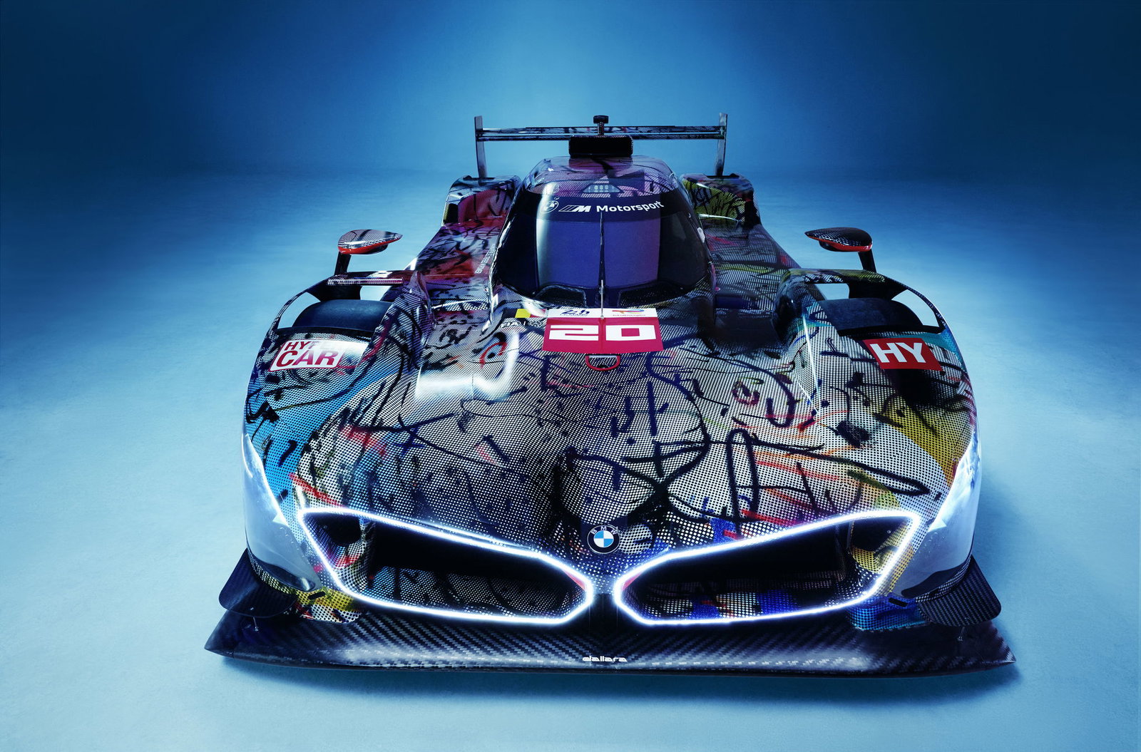 BMW M Hybrid V8 Art Car - front