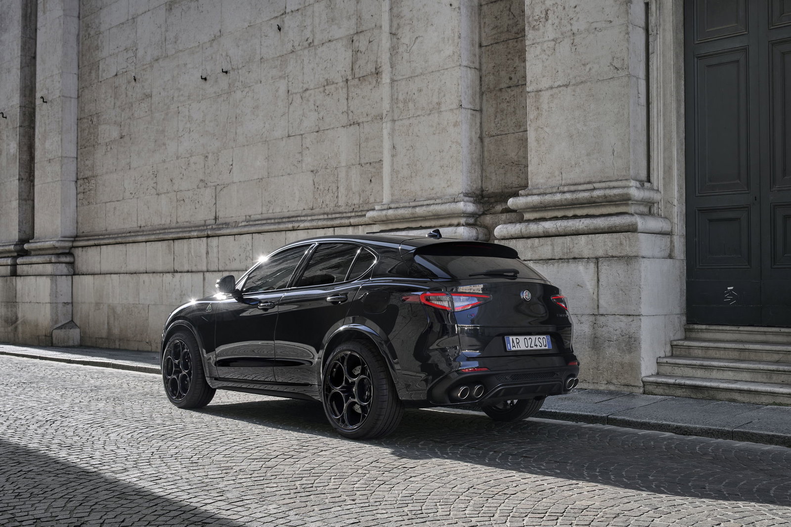 Alfa Romeo Stelvio Quadrifoglio Super Sport - rear