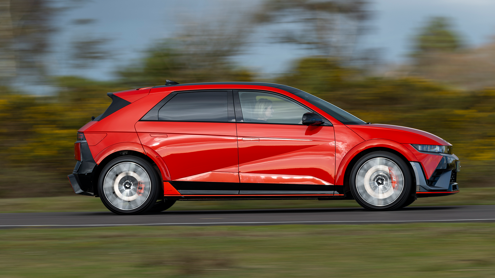 Hyundai Ioniq 5 N, Soultronic Orange, side