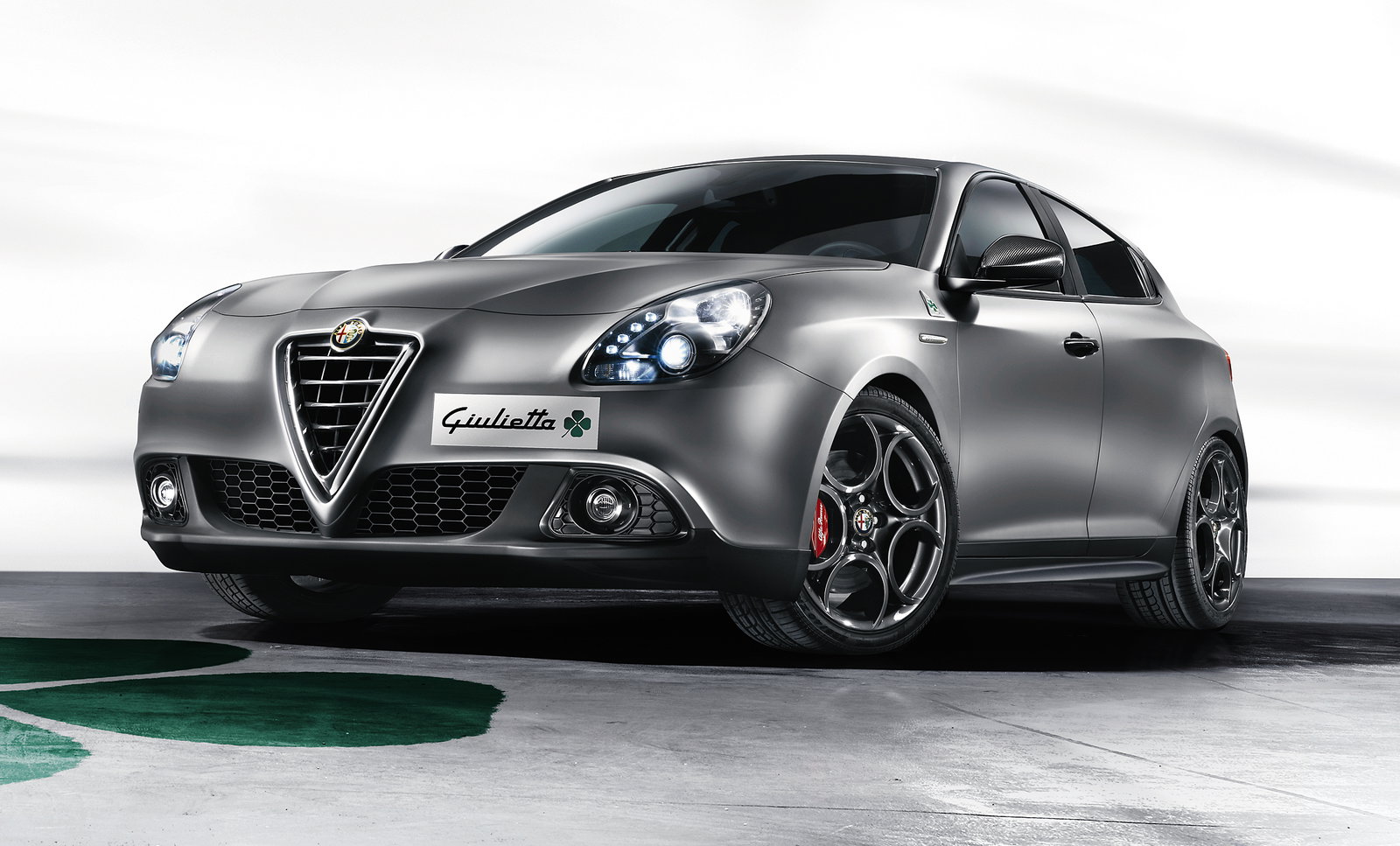 Alfa Romeo Giulietta Quadrifoglio Verde Launch Edition