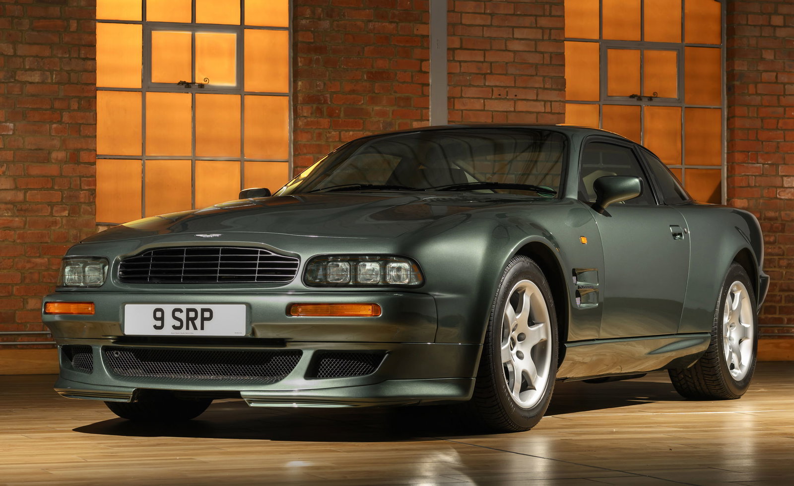 Aston Martin V8 Vantage V550