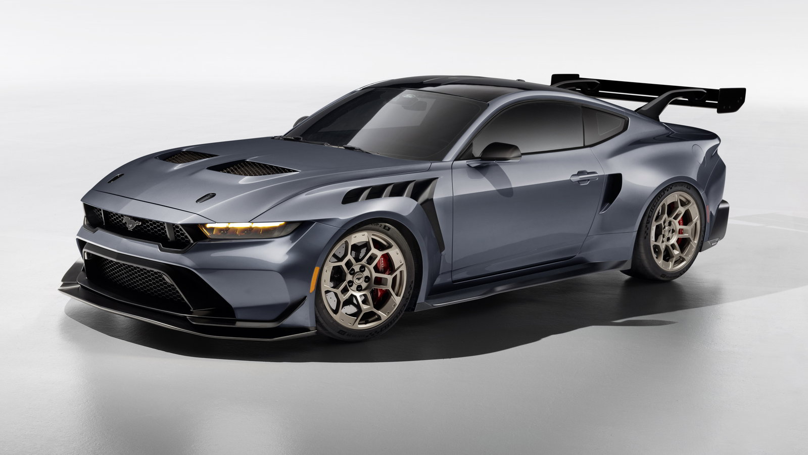 Ford Mustang GTD - front