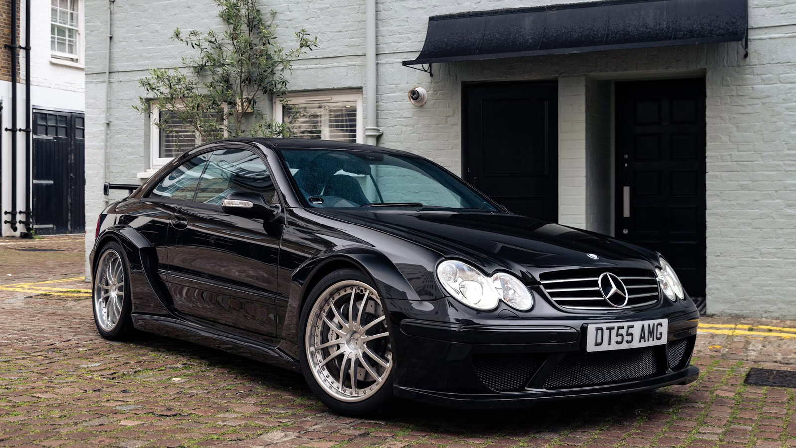Mercedes-Benz CLK DTM AMG - front
