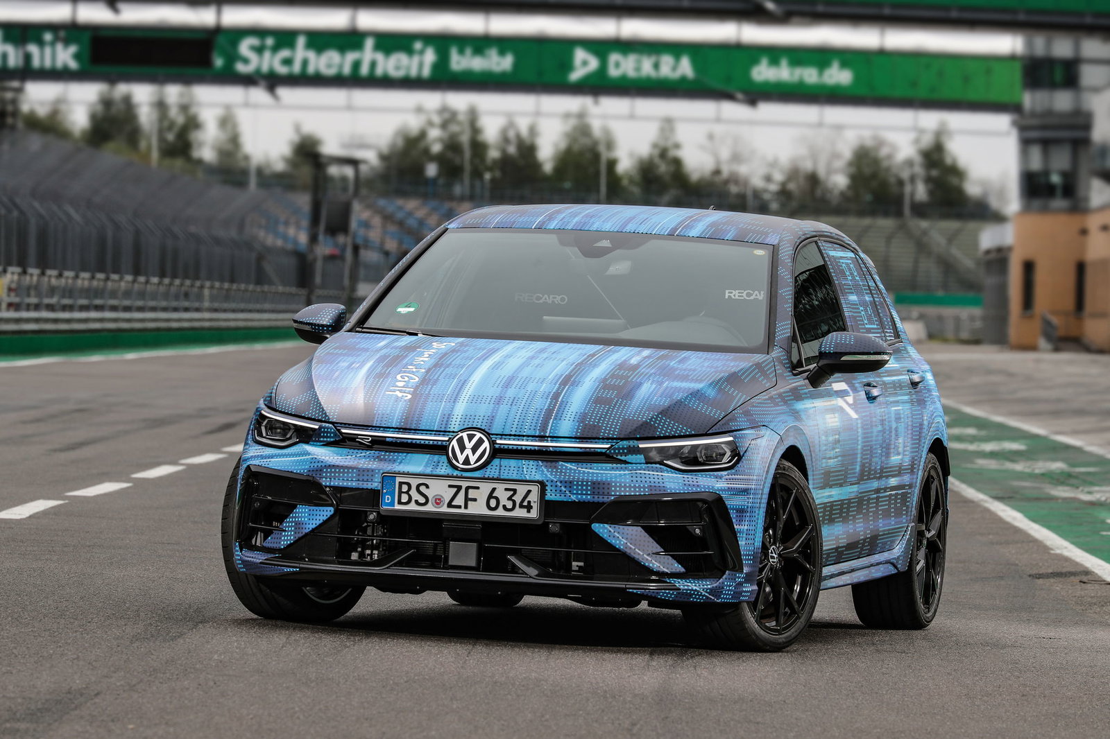 2024 VW Golf R prototype - front