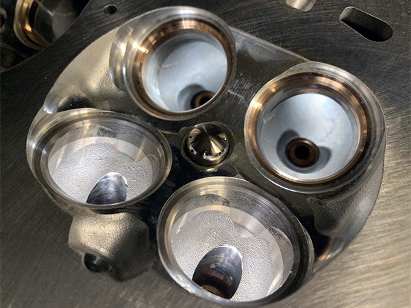 HKS G16E - ports