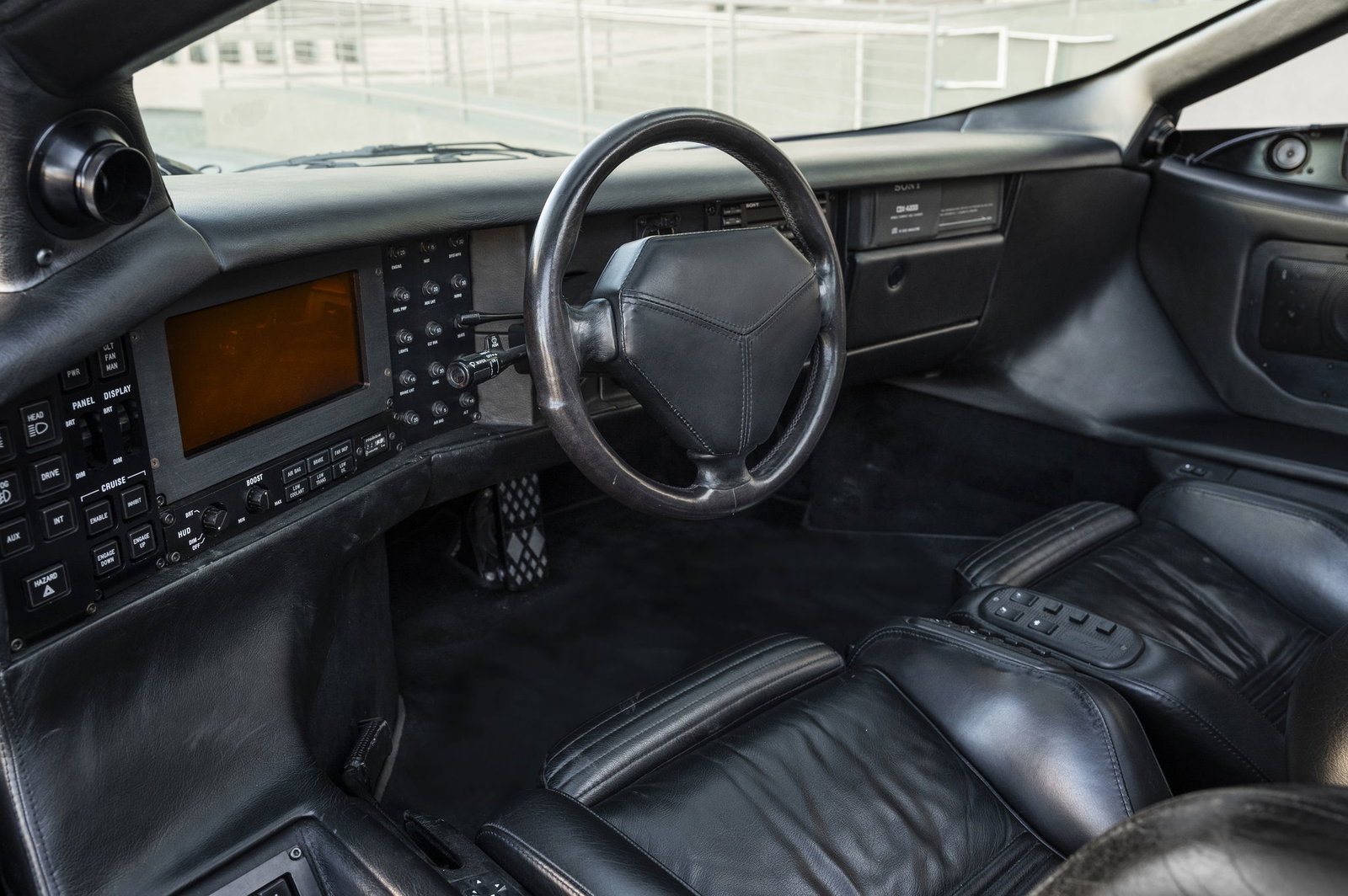 Vector W8 Twin Turbo - interior