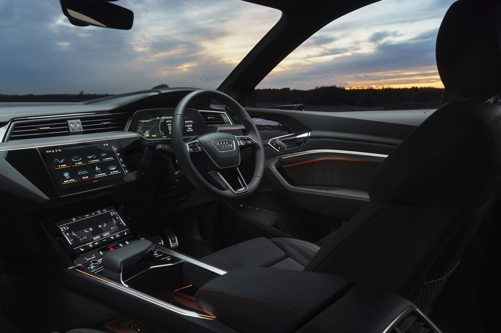 Audi Q8 E-Tron - interior