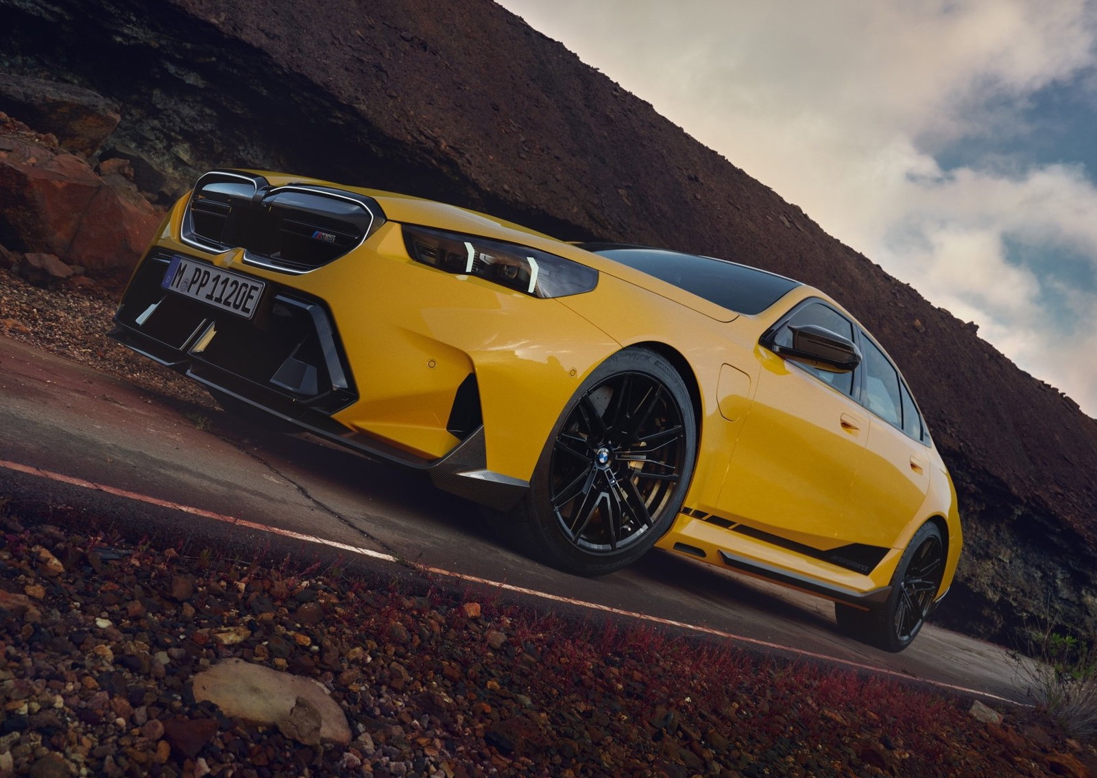 BMW M5 with M Performance parts - front