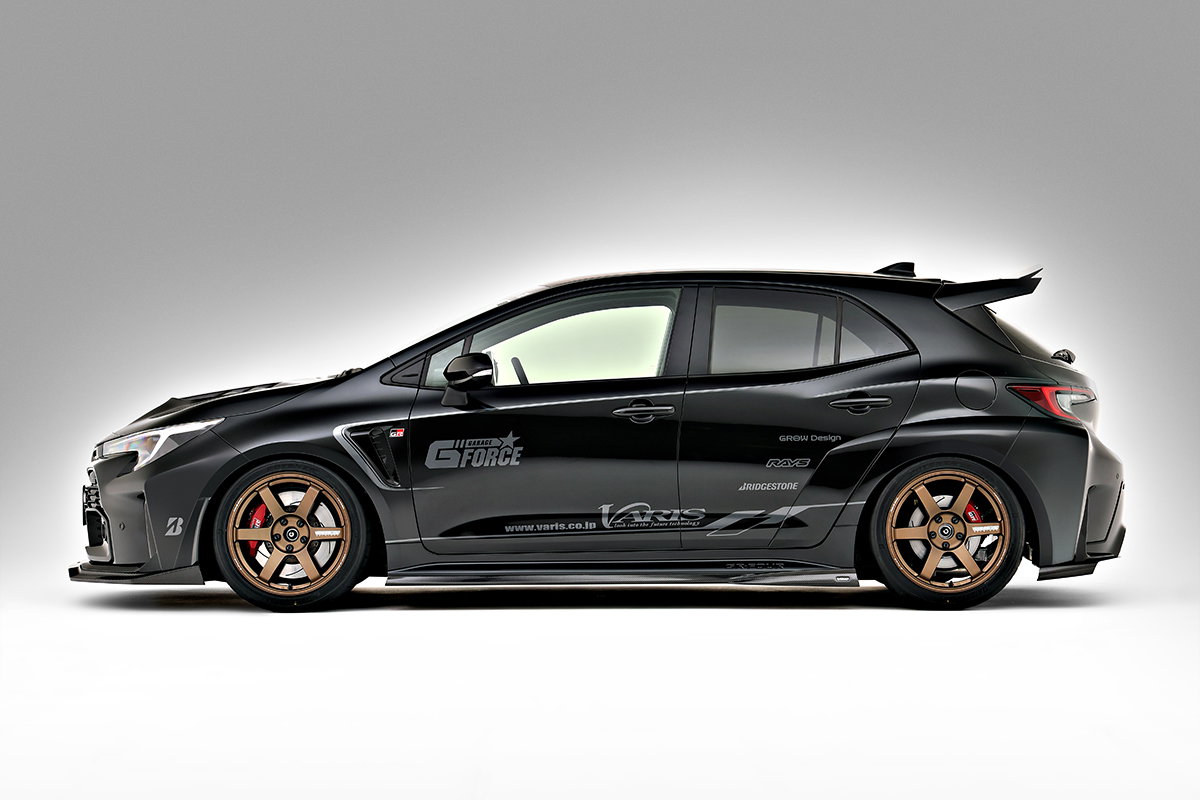 Varis GR Corolla - side