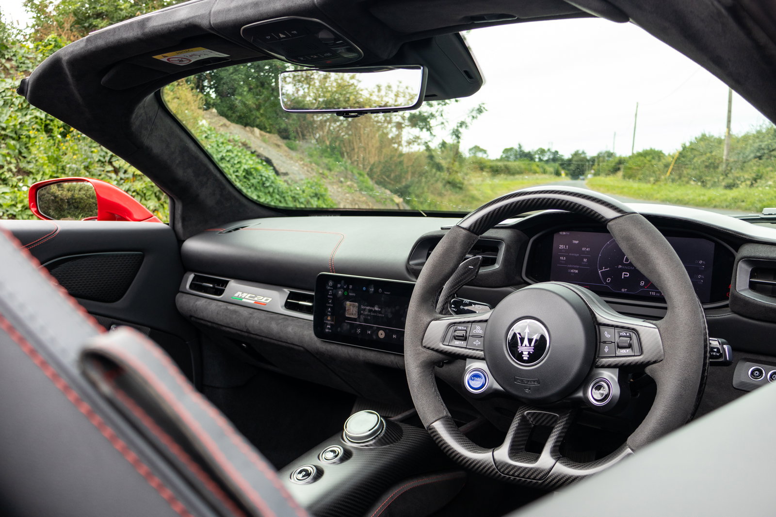 Maserati MC20 Cielo, interior