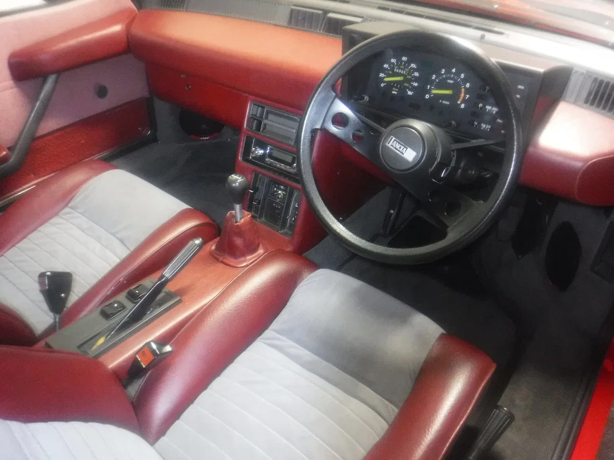 Lancia Montecarlo - interior