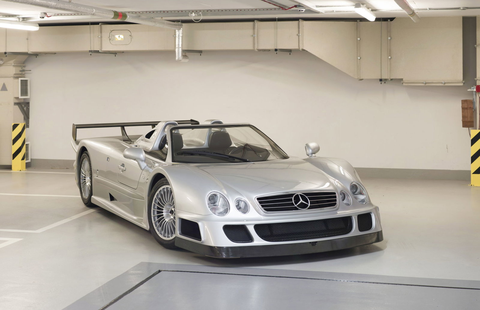 Mercedes CLK GTR Roadster