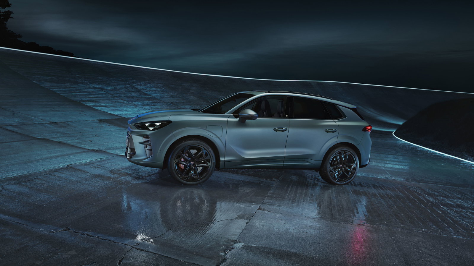 Cupra Terramar - side