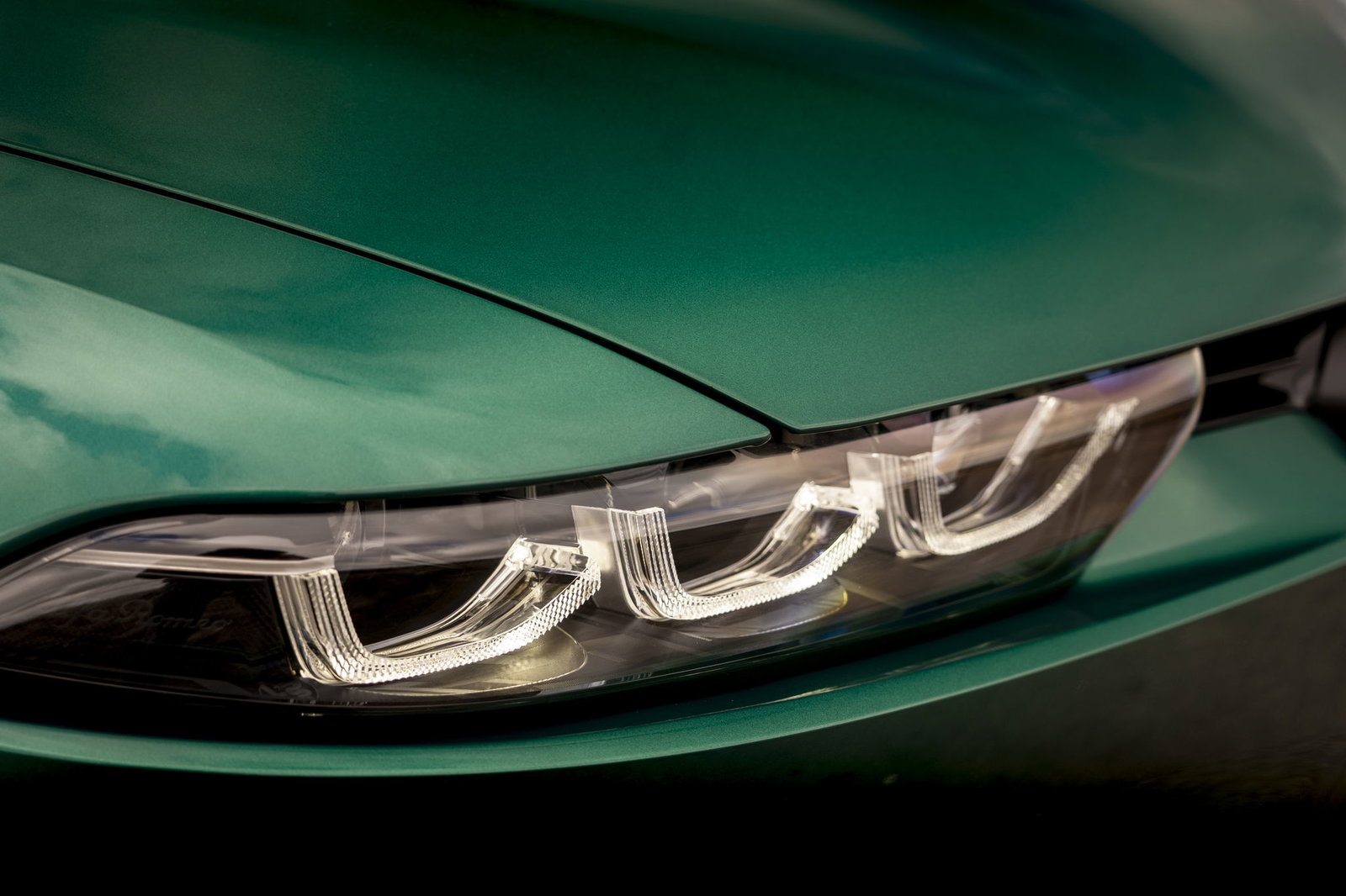 Alfa Romeo Tonale - headlight detail