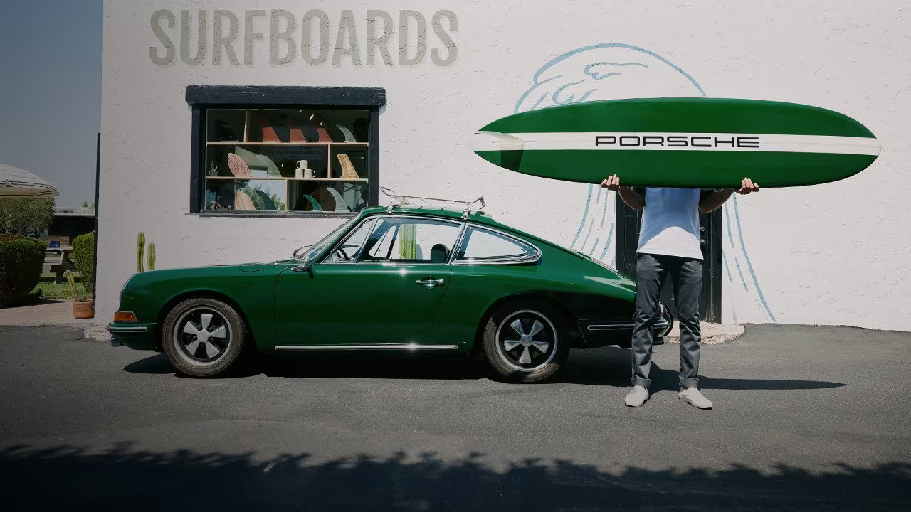 Porsche x Almond surfboard - Irish Green