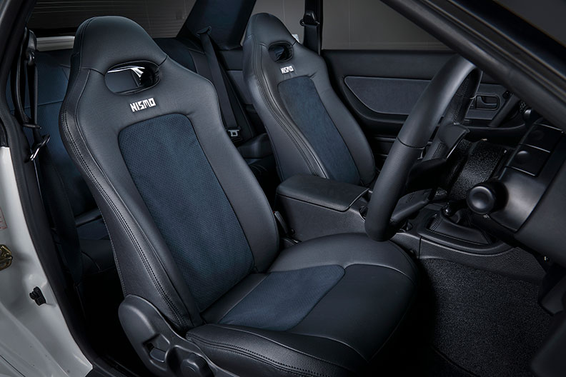 Nismo 40th Anniversary parts collection, seat covers