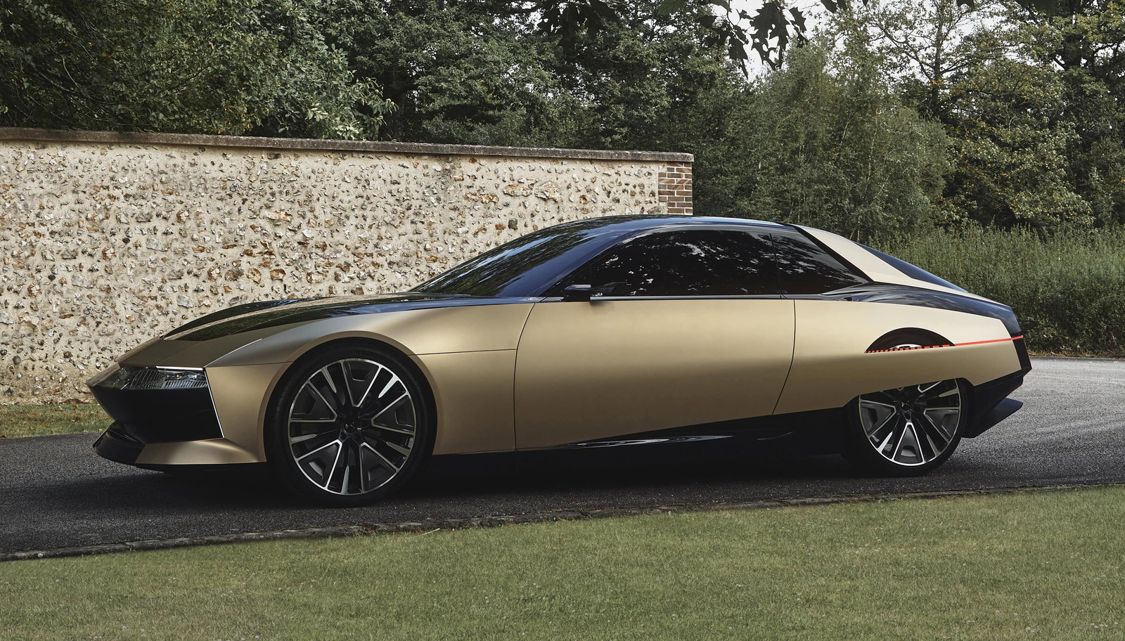 DS SM Tribute concept - side