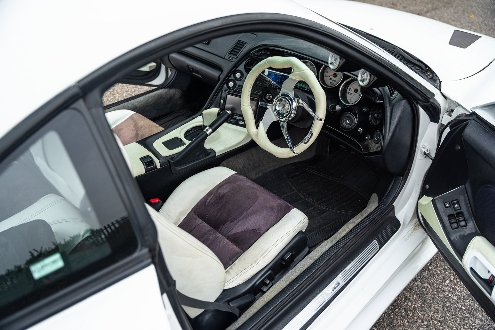 Abflug widebody Toyota Supra - interior