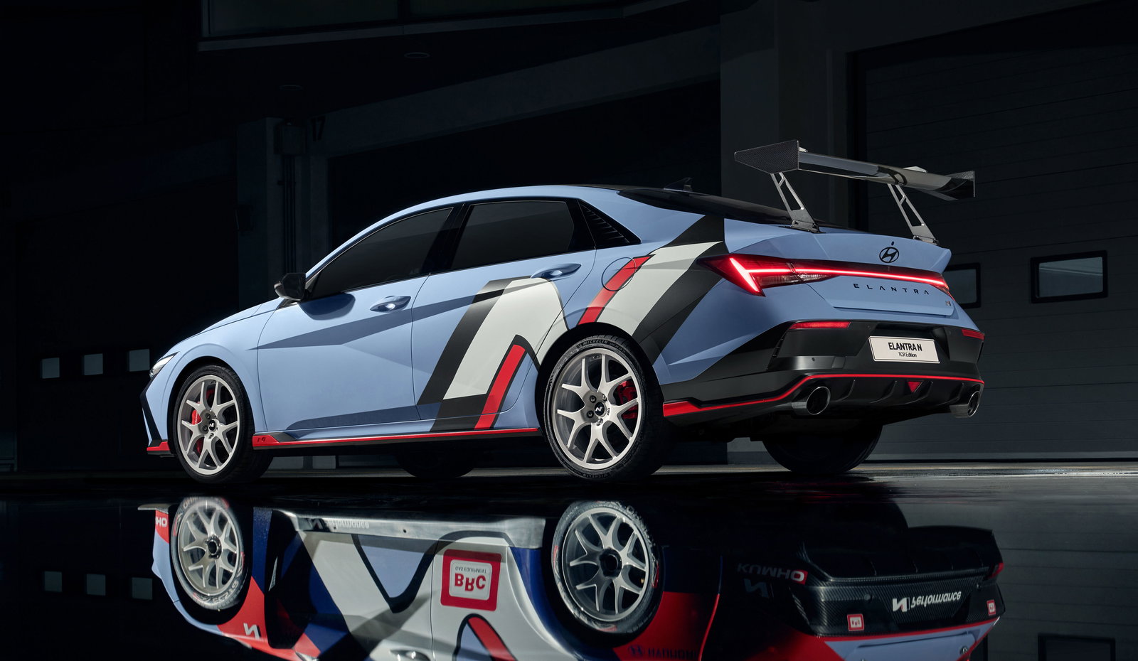 Hyundai Elantra N TCR Edition - rear