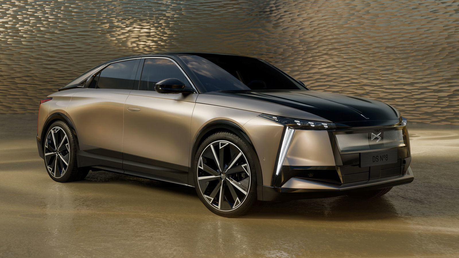 DS No8 - front