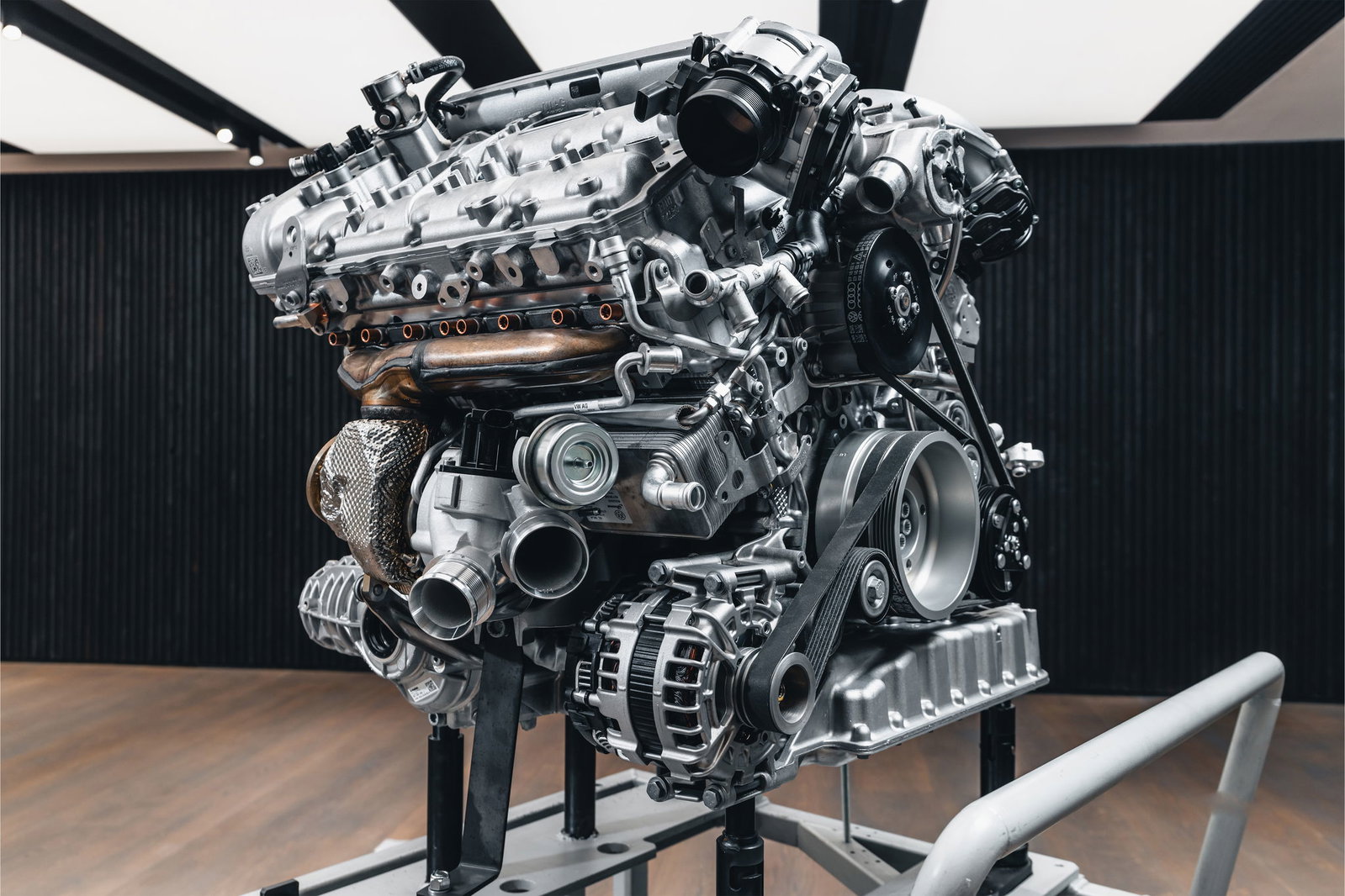 Bentley W12 engine