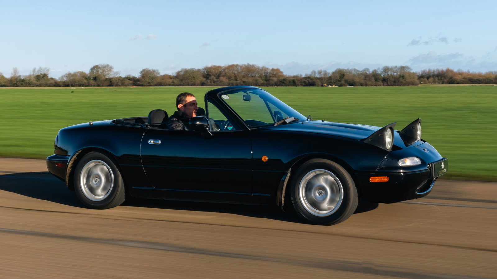 Electrogenic Mazda MX-5 - front