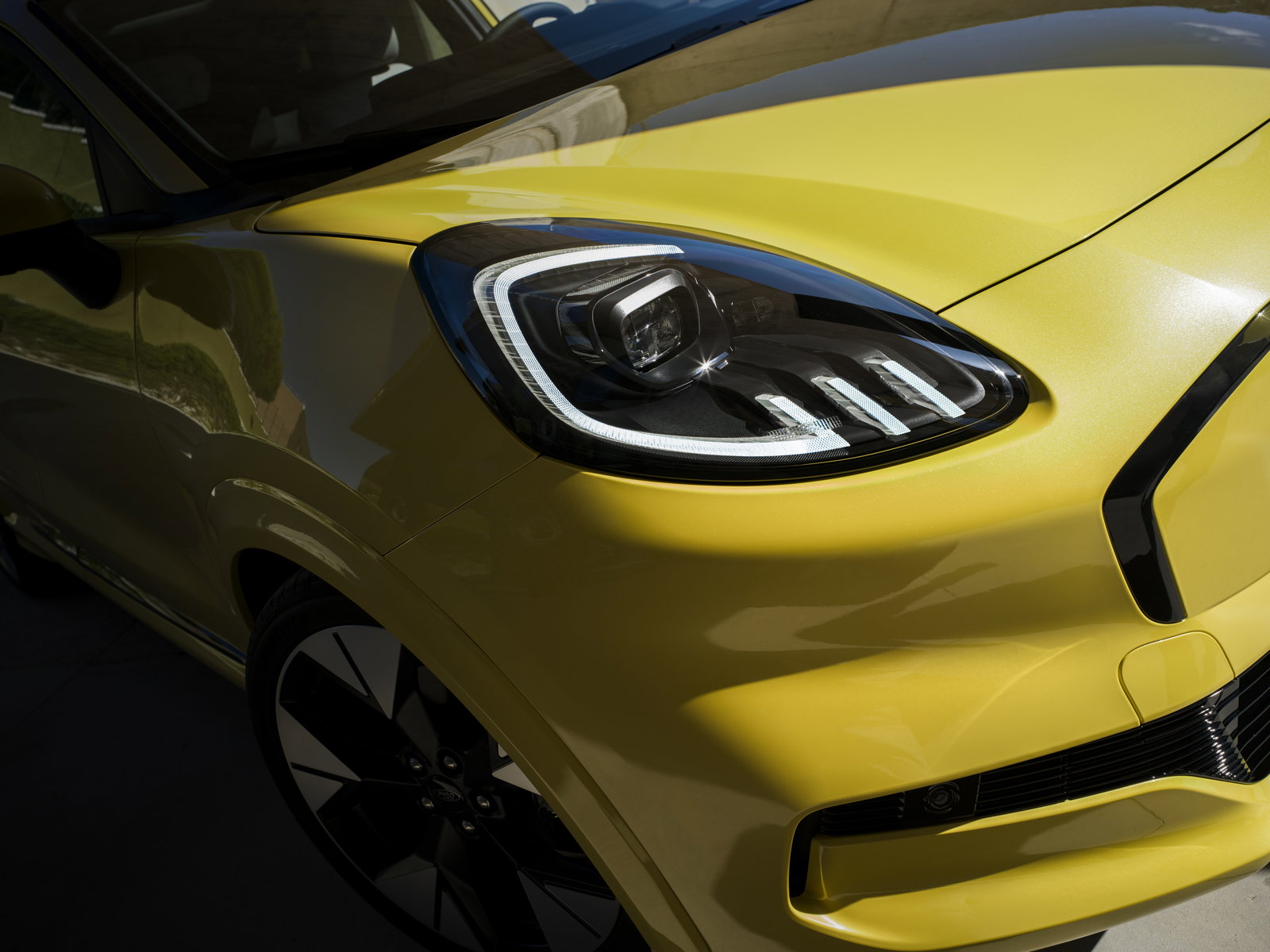 Ford Puma Gen-E - front detail