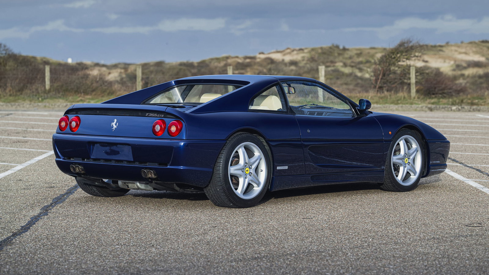 Ferrari F355 GTS - rear