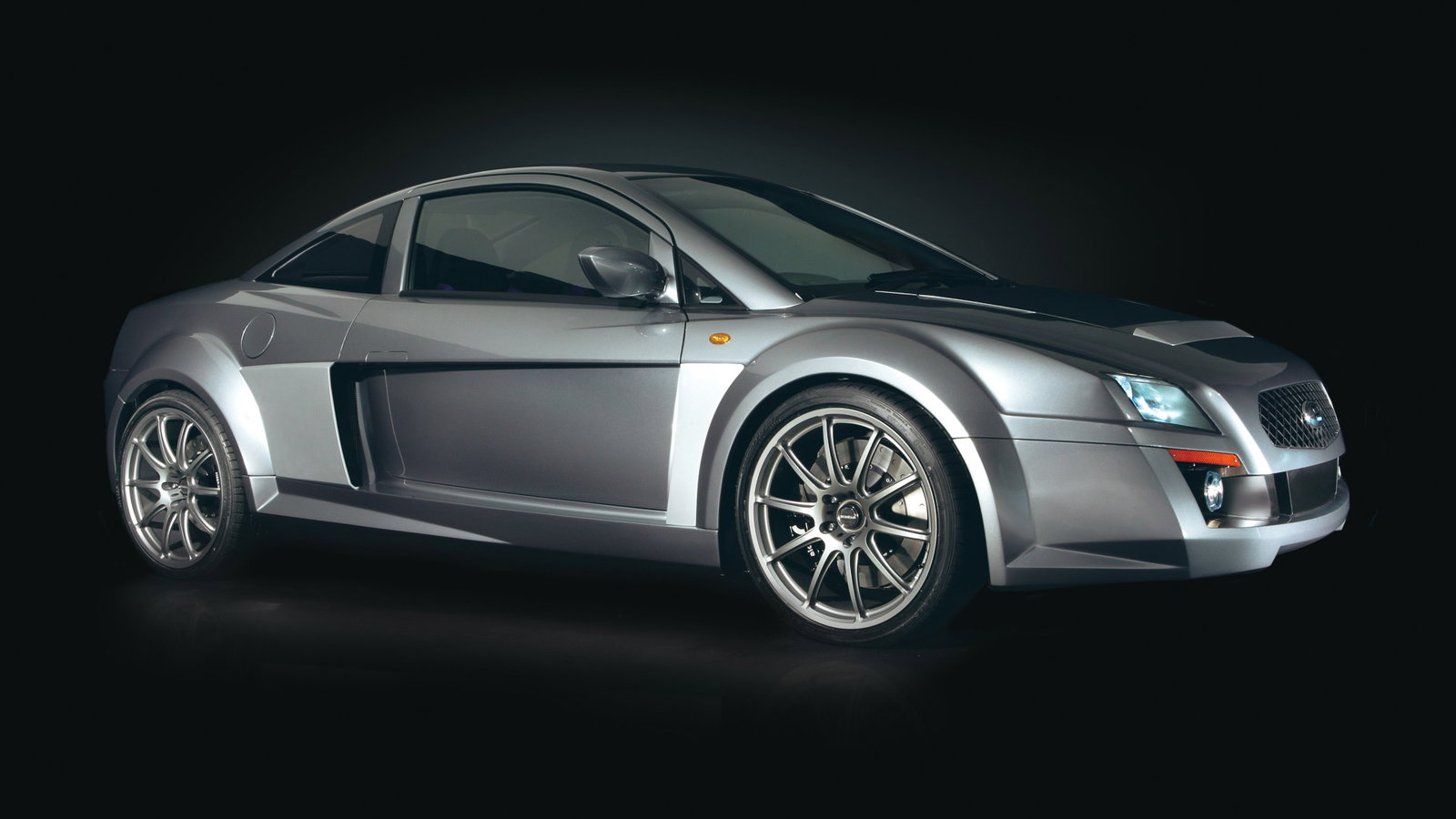 Prodrive P2, front 3/4