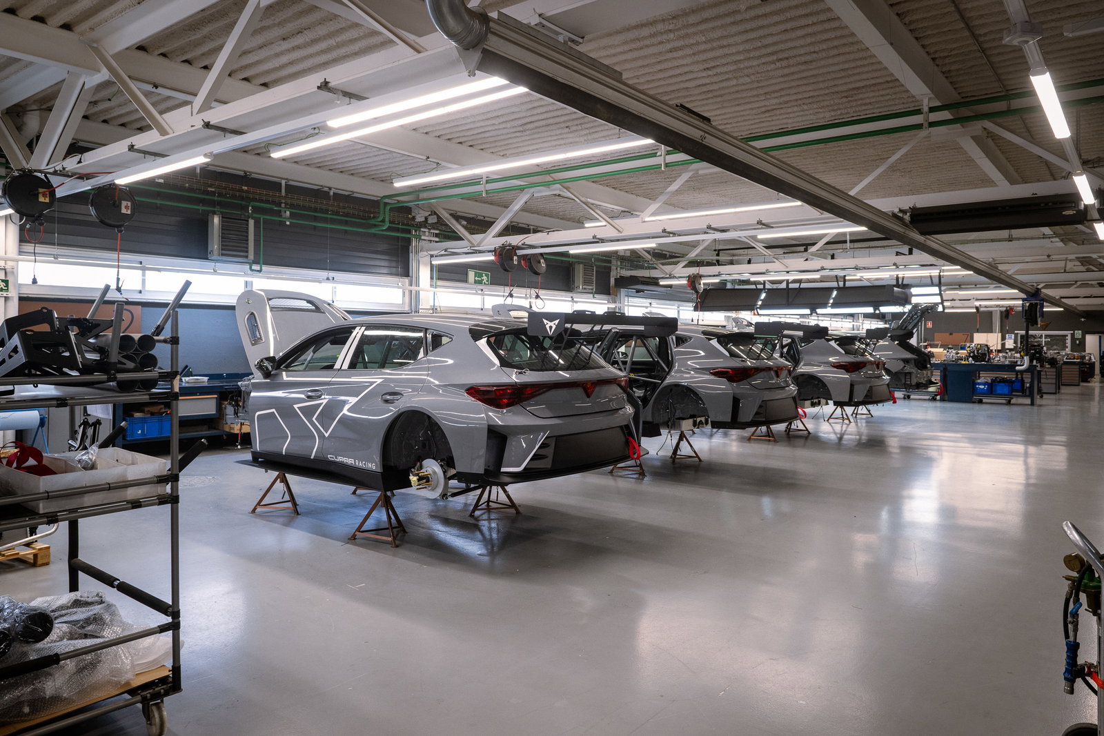 Cupra Racing factory